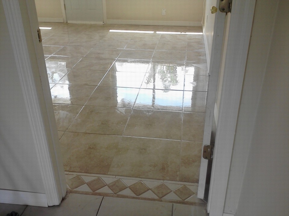 florida room entrance from living room